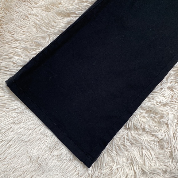 Zenana Flare Stretch Jeans 💗 Black - Picture 8 of 12